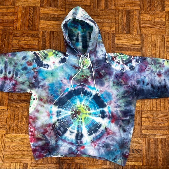 Custom tie dye on Hanes Ultimate Cotton Heavyweight sweatshirt size Large - Picture 2 of 4